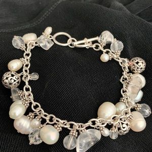 Silpada .925 Sterling Silver jewelry.